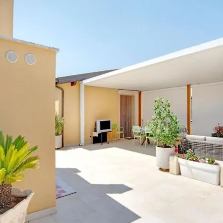 Apartment Verdemare Reitani